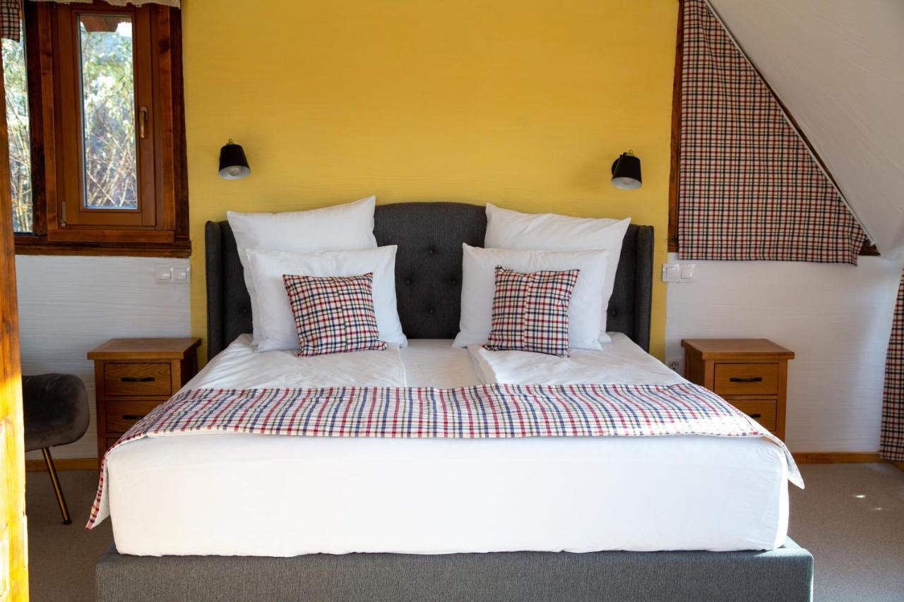 Casele Cu Stuf B&B Haus Ulrike Salicea ภายนอก รูปภาพ