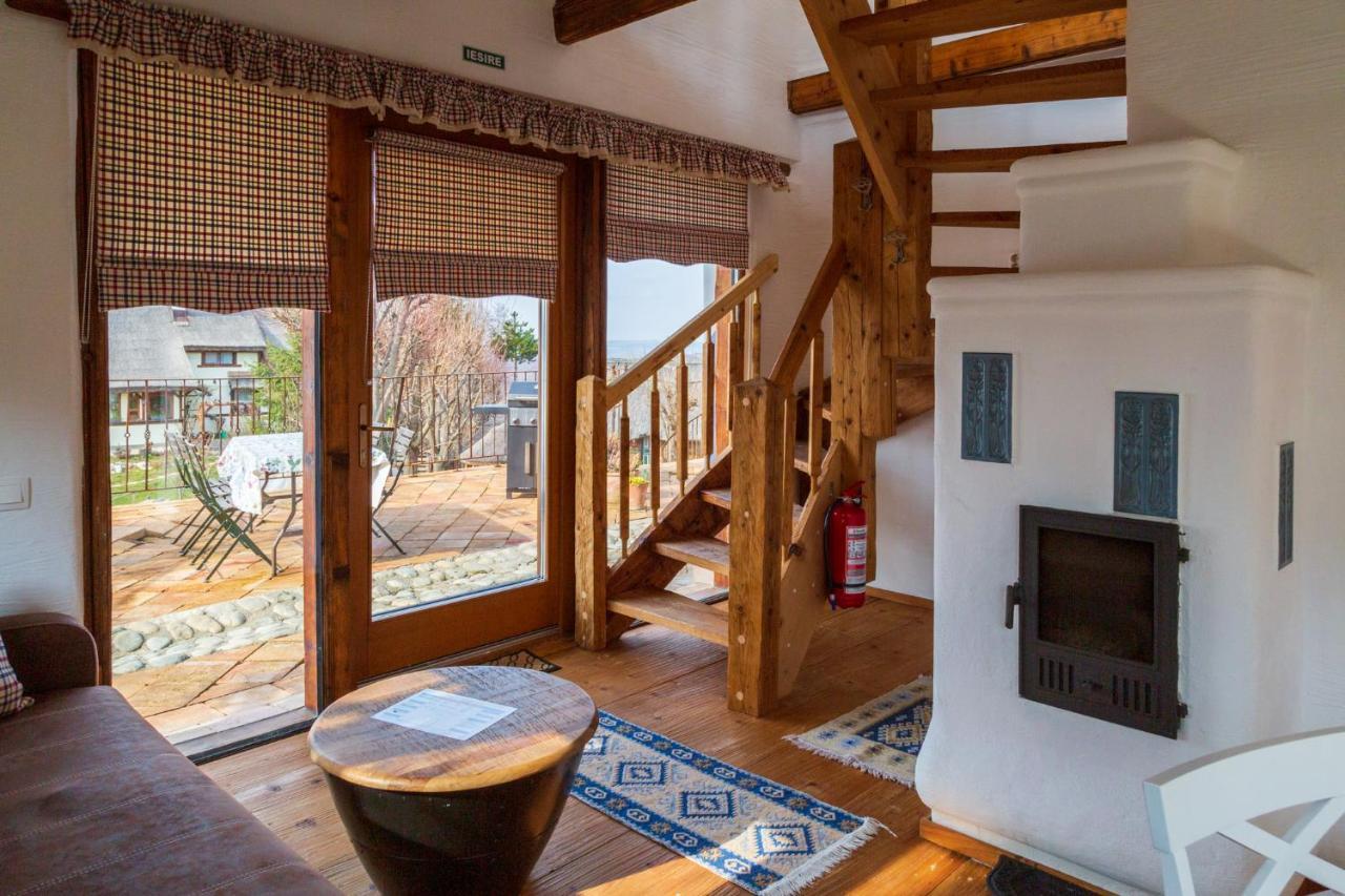 Casele Cu Stuf B&B Haus Ulrike Salicea ภายนอก รูปภาพ
