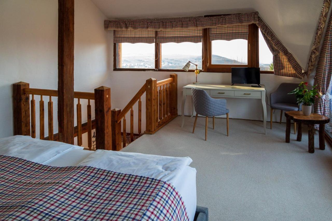 Casele Cu Stuf B&B Haus Ulrike Salicea ภายนอก รูปภาพ