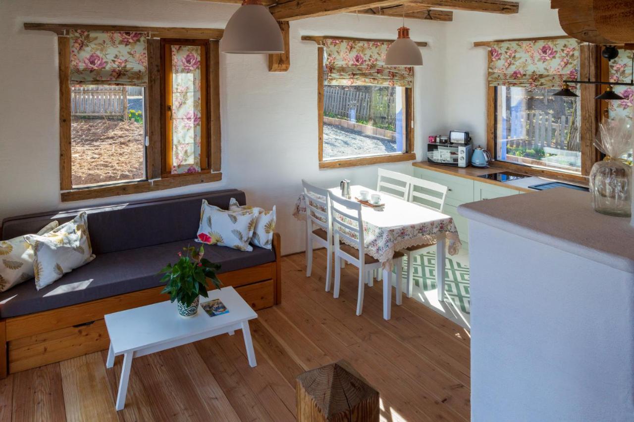 Casele Cu Stuf B&B Haus Ulrike Salicea ภายนอก รูปภาพ